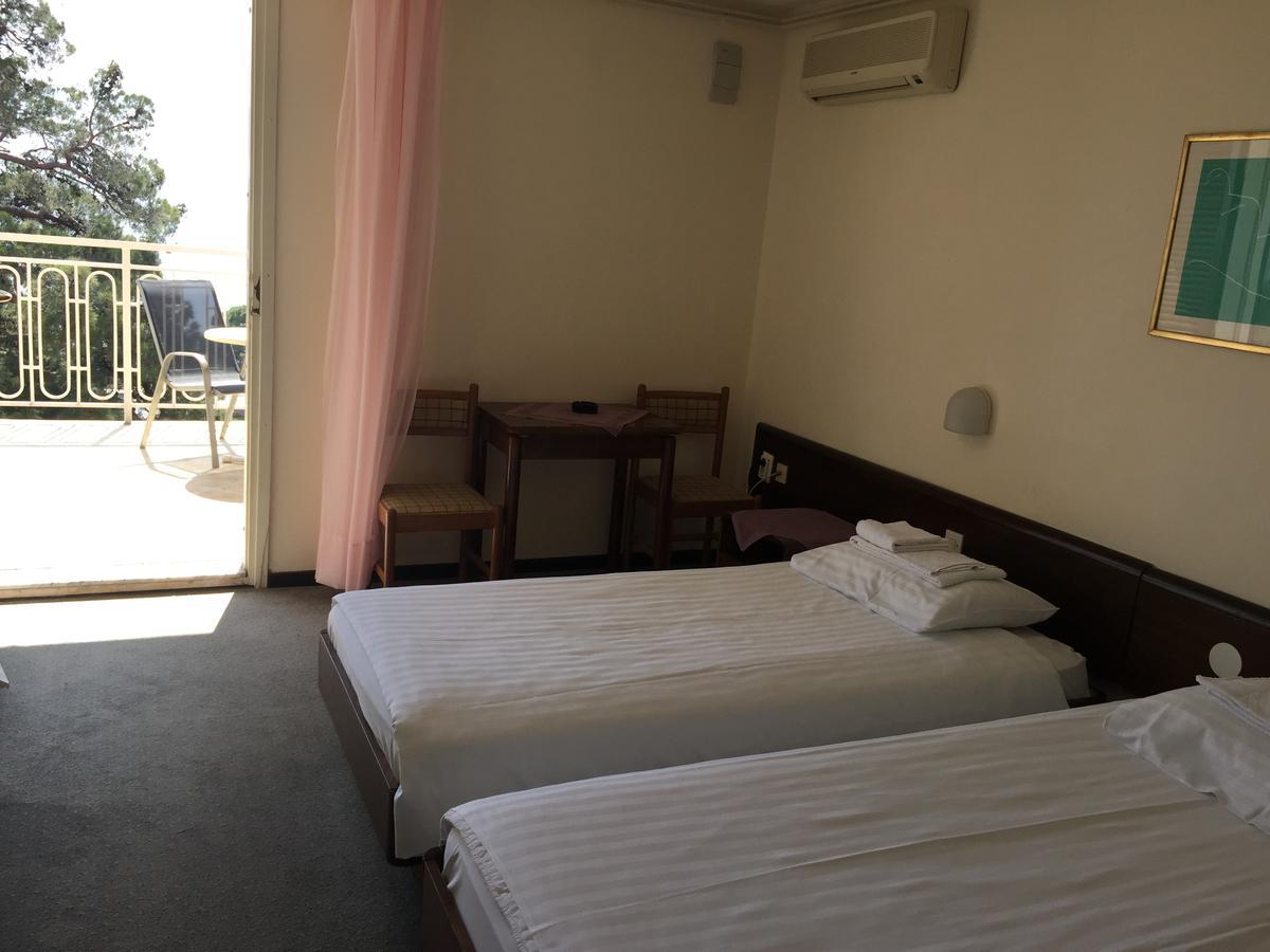 Hotel Opatija Dış mekan fotoğraf