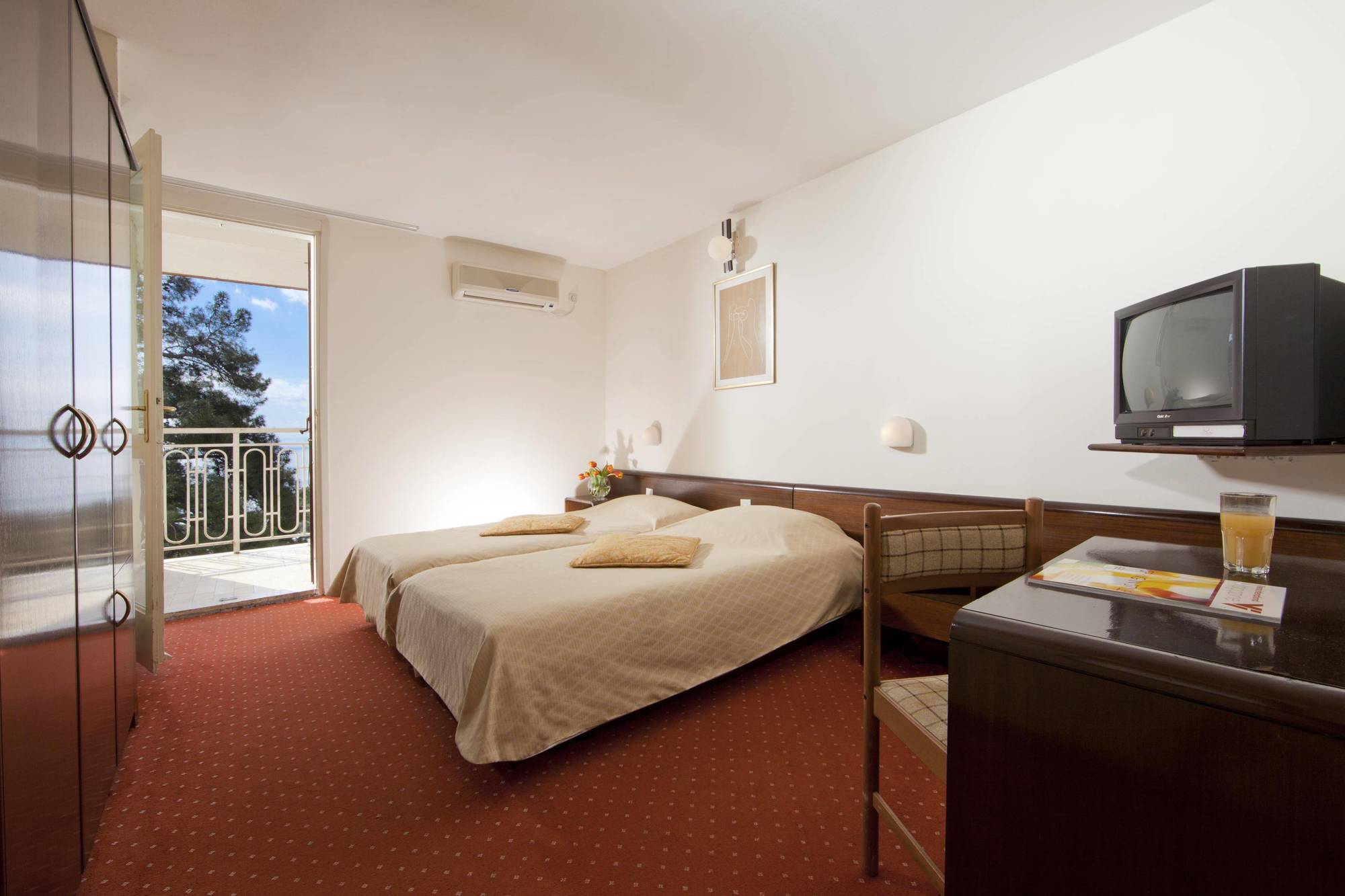 Hotel Opatija Dış mekan fotoğraf